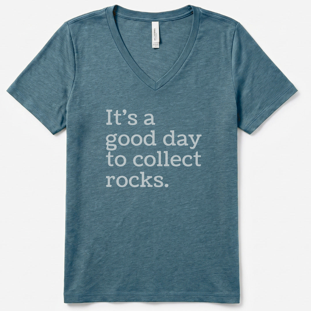 Collecting Rocks V-Neck Heather - women's relaxed v-neck tee in Heather Slate from Summit Soul
