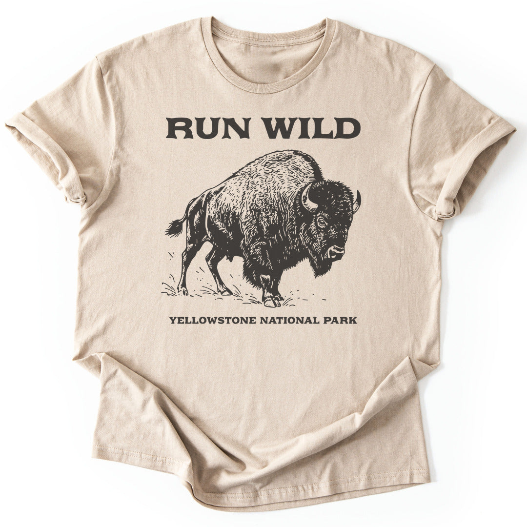 T-Shirt Sand / S Roam Free Bison T-Shirt