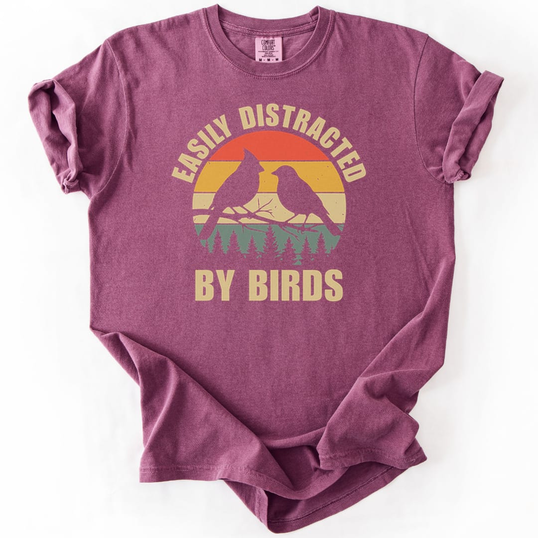 T-Shirt Berry / S Birds Are Distracting Premium