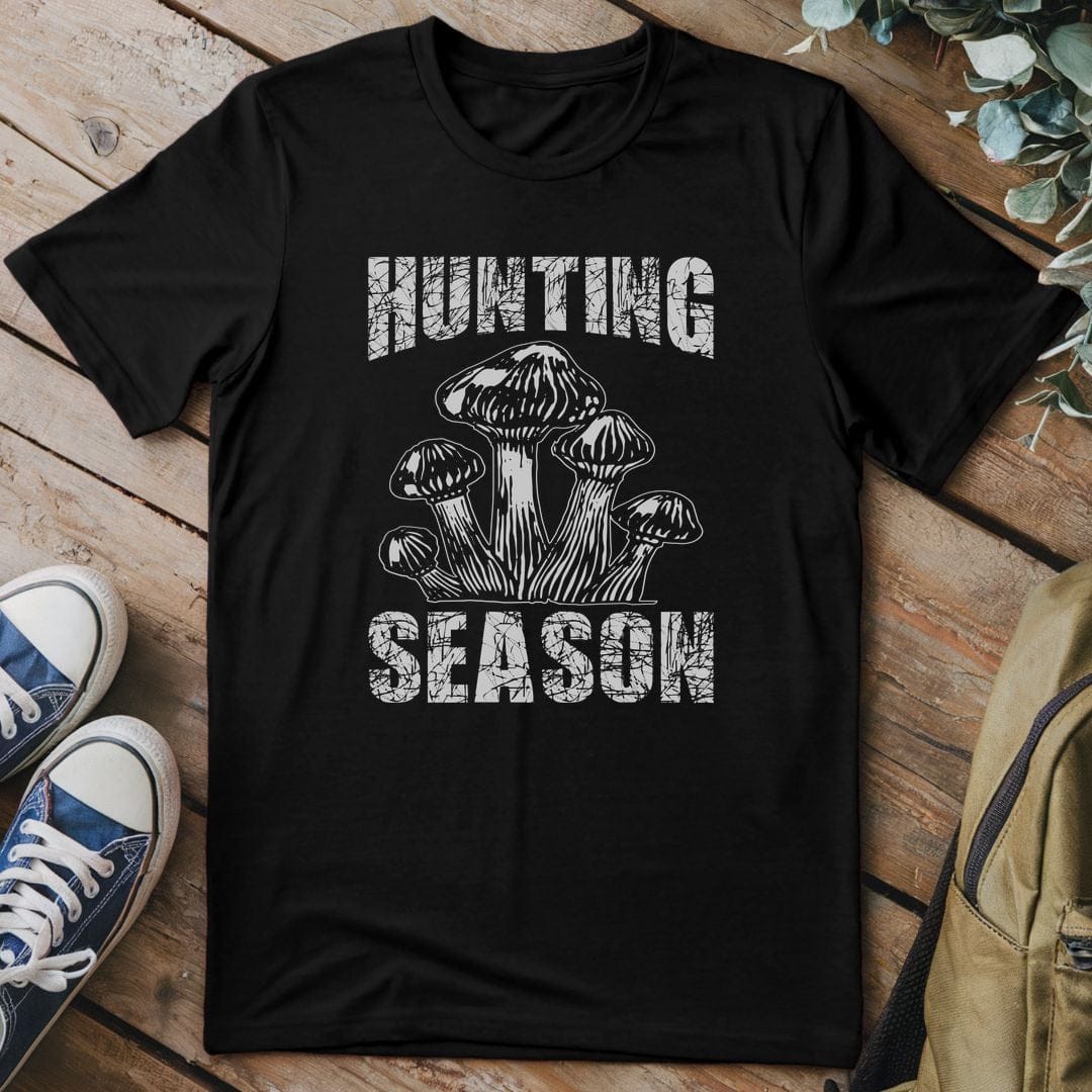 T-Shirt Black / S Mushroom Chase
