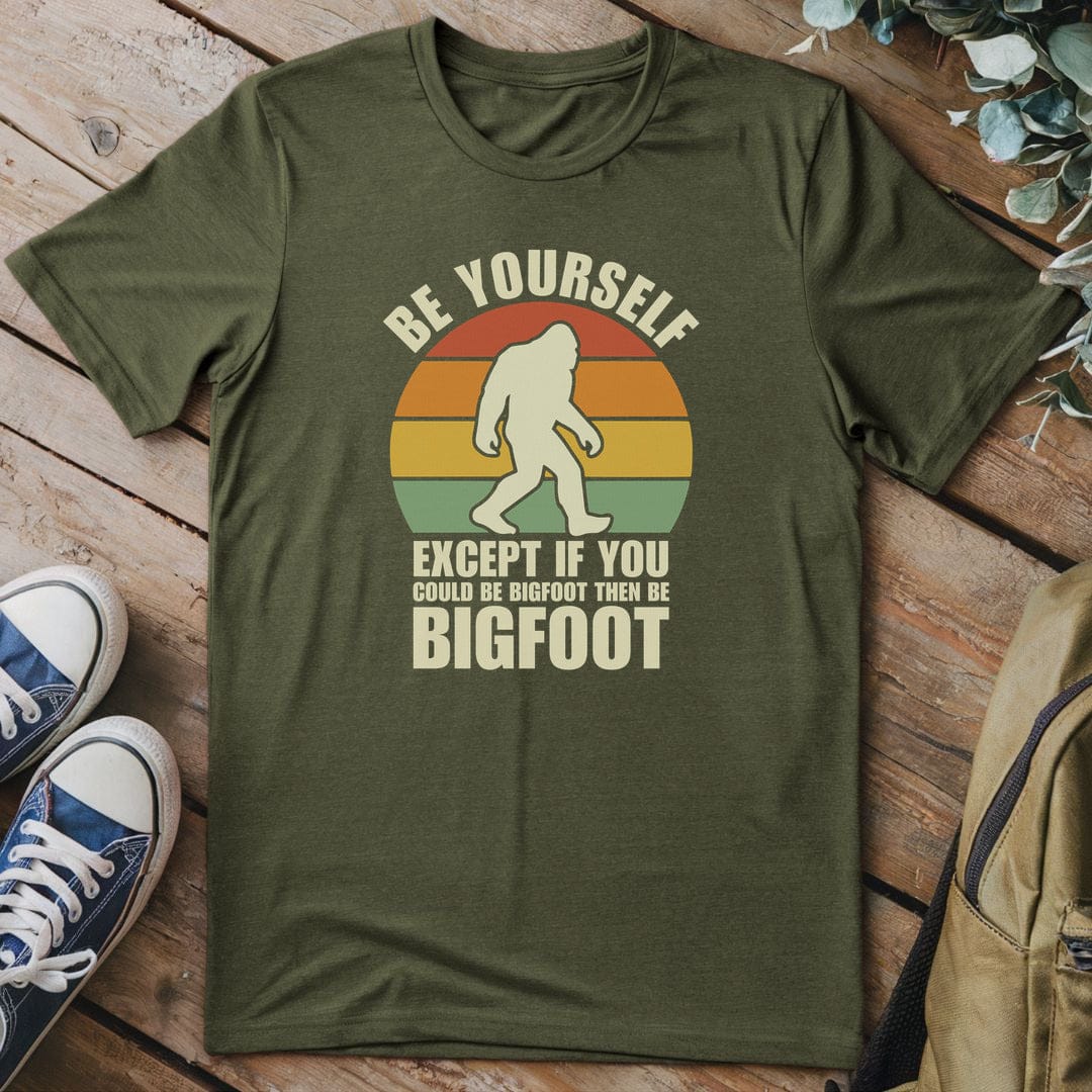 T-Shirt Military Green / S Be Bigfoot