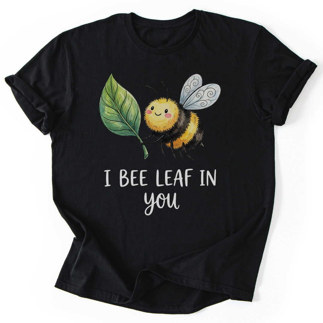 T-Shirt Black / S Believe