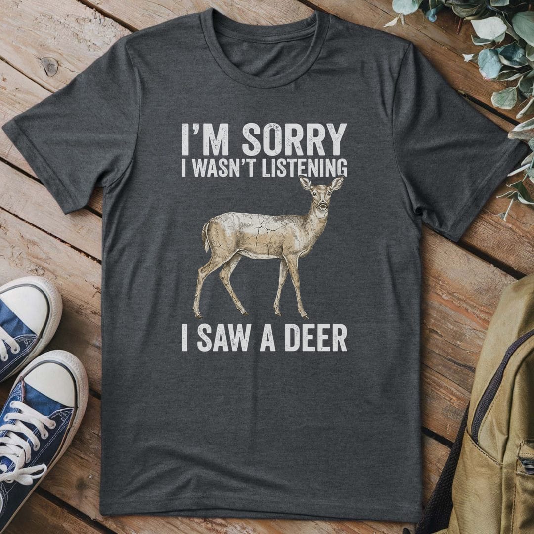 T-Shirt Dark Heather / S Distracted By Deer