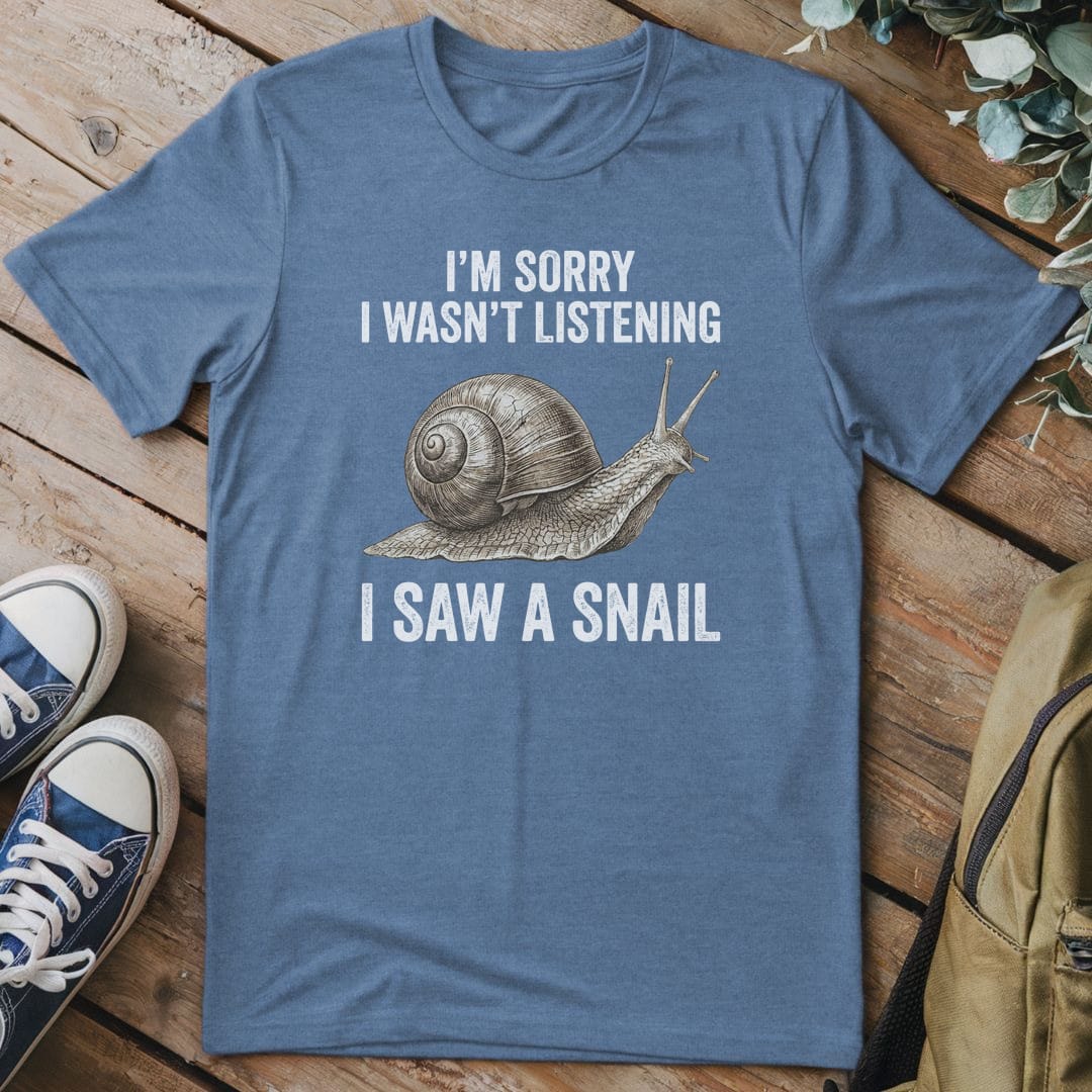 T-Shirt Heather Indigo / S Distracted By A Snail