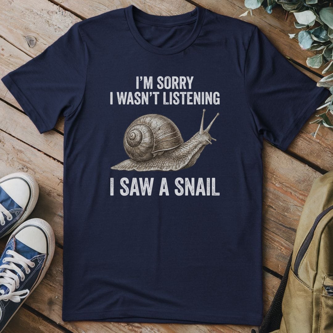 T-Shirt Navy / S Distracted By A Snail