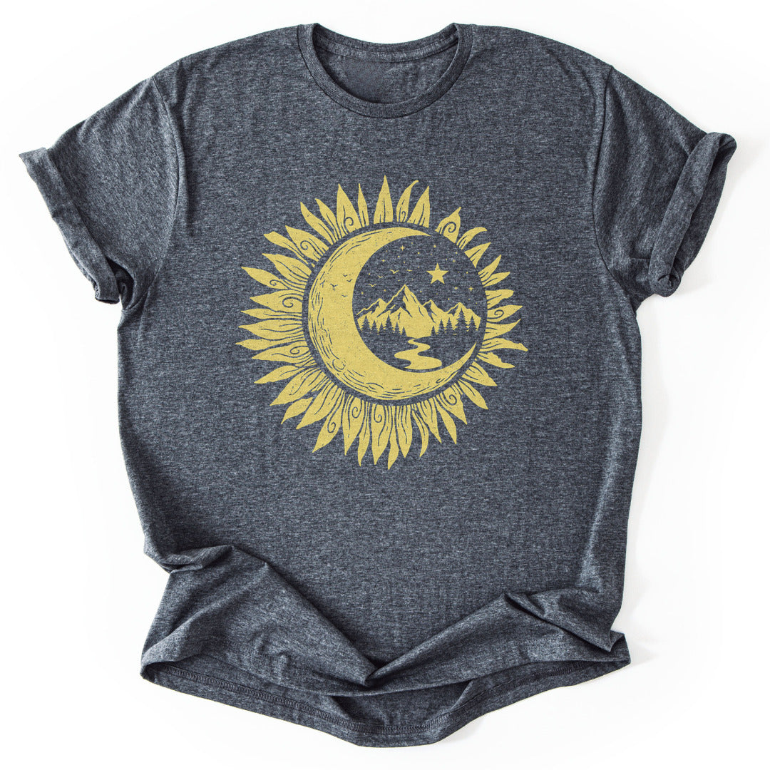 T-Shirt Dark Heather / S Sunny Mountain Flower