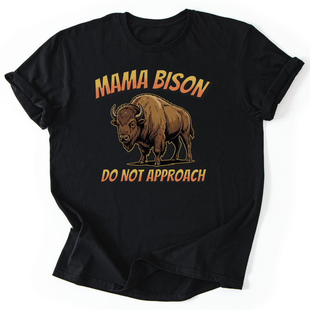 T-Shirt Black / S Mama Bison