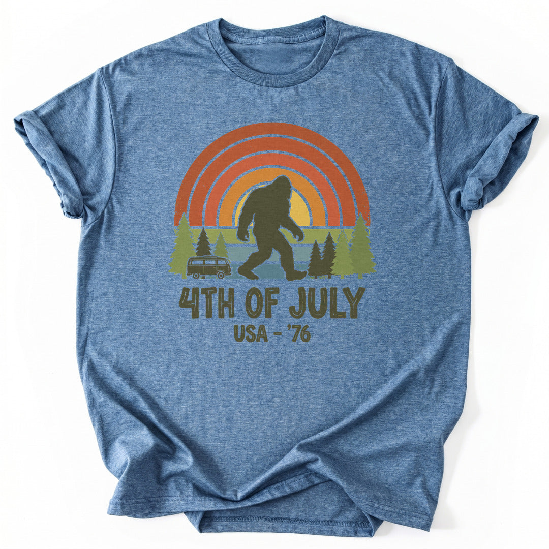 T-Shirt Heather Indigo / S 4th Of July Bigfoot