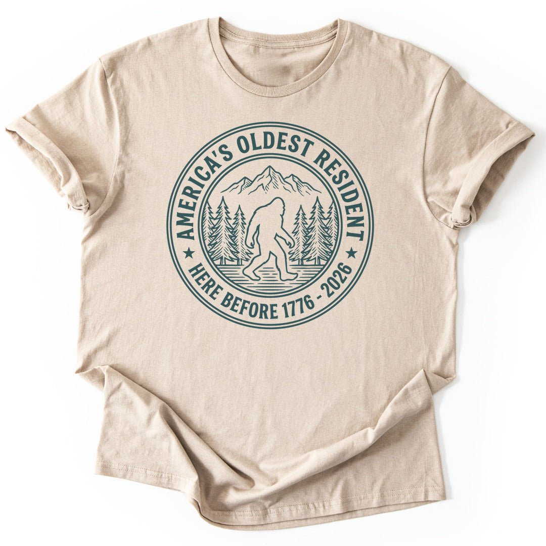 T-Shirt Sand / S Oldest Resident