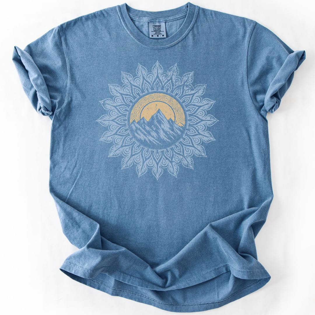 T-Shirt Blue Jean / S Mountain Mandala Premium