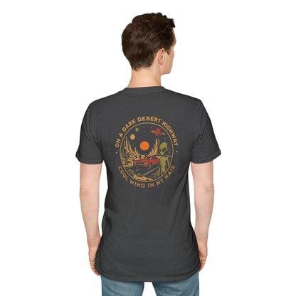 T-Shirt Dark Heather / S Alien Desert Highway (Back Print)