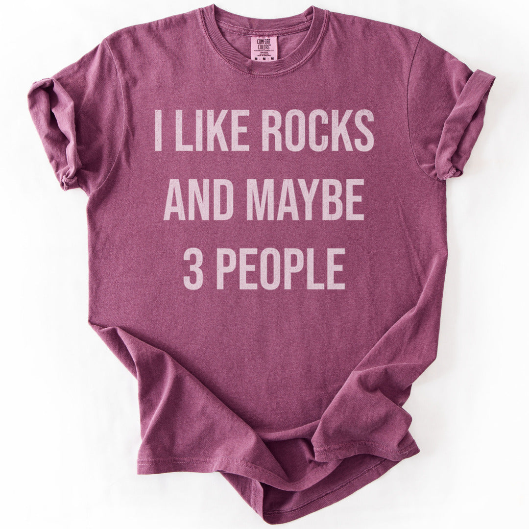 Rocks And 3 People Premium