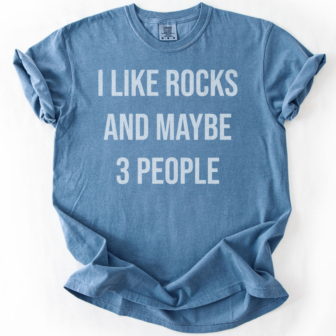 Rocks And 3 People Premium