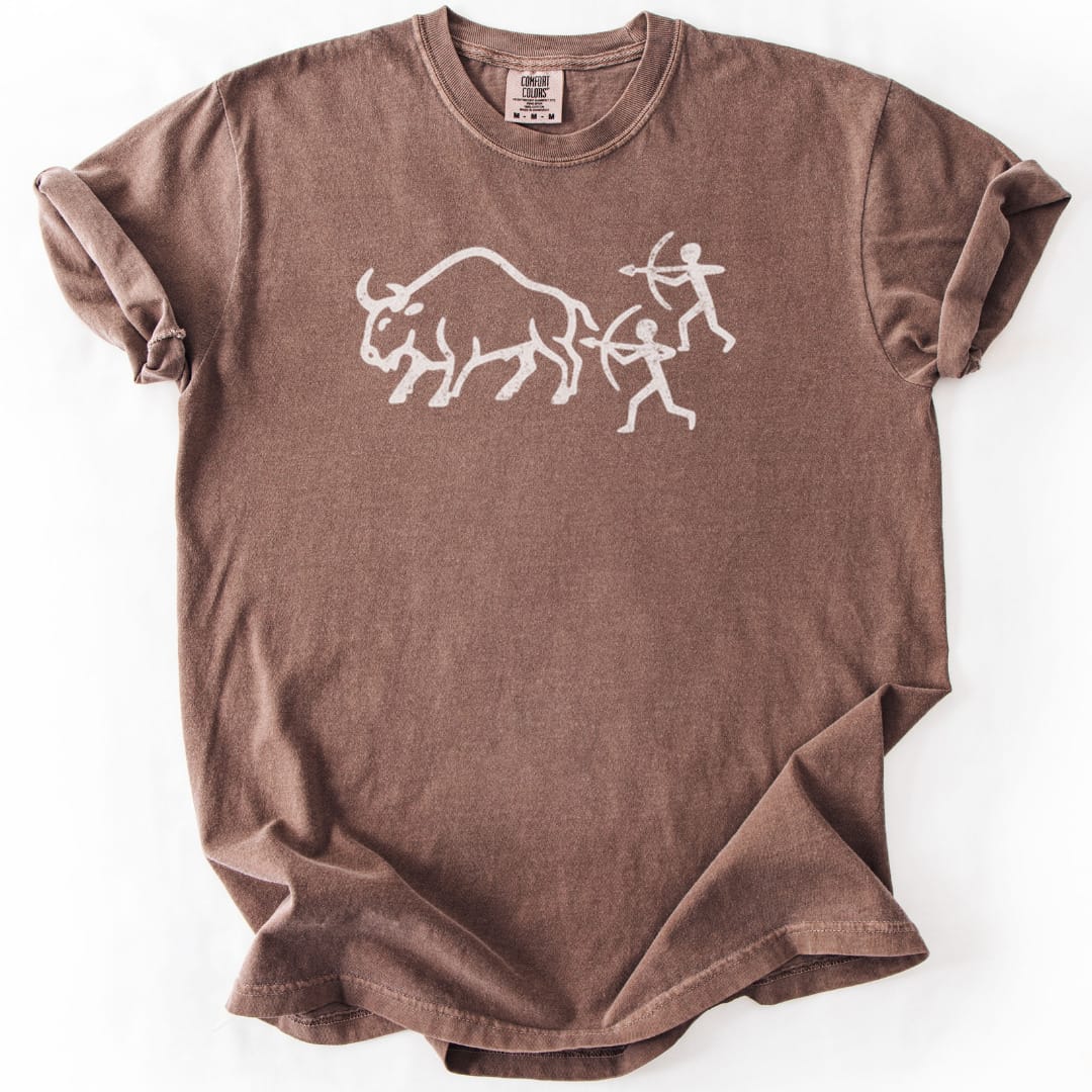 T-Shirt Espresso / S Bison Hunt Carving Premium